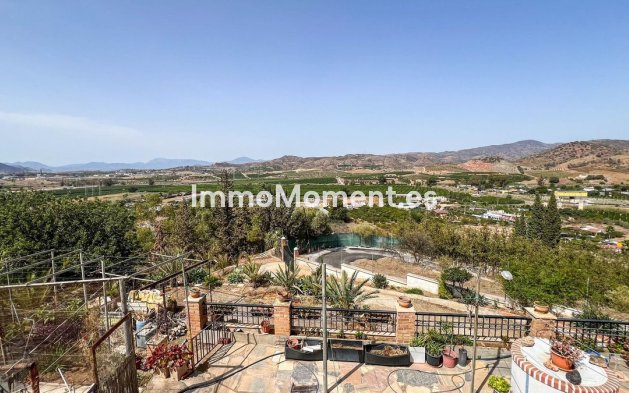 Wiederverkauf - Freistehende Villa - Málaga - Campanillas