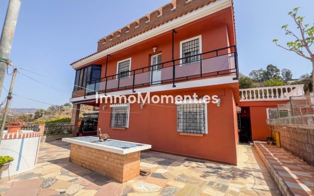 Wiederverkauf - Freistehende Villa - Málaga - Campanillas