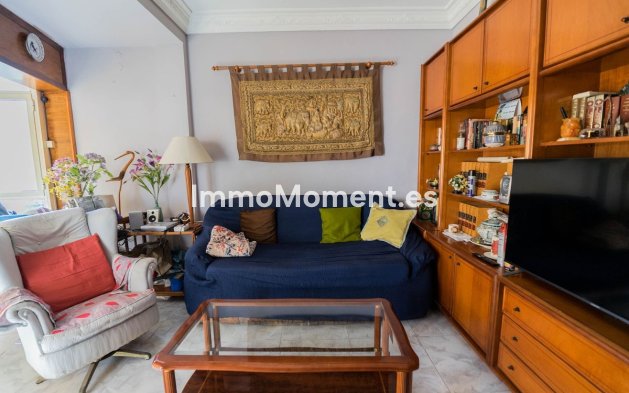 Resale - Apartment - Fuengirola - Fuengirola Centro