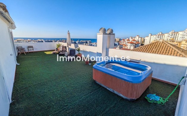 Revente - Appartement - Estepona  - Estepona Centro