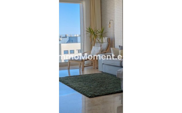 Revente - Appartement - Estepona  - Estepona Centro
