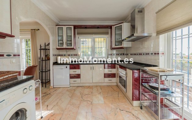 Wiederverkauf - Villa - Fuengirola - Fuengirola Centro