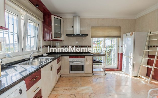 Wiederverkauf - Villa - Fuengirola - Fuengirola Centro