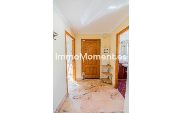 Wiederverkauf - Villa - Fuengirola - Fuengirola Centro