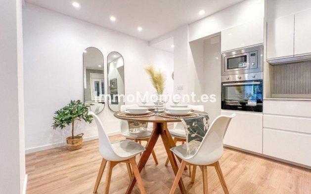 Wiederverkauf - Wohnung - Málaga - Conde de Ureña