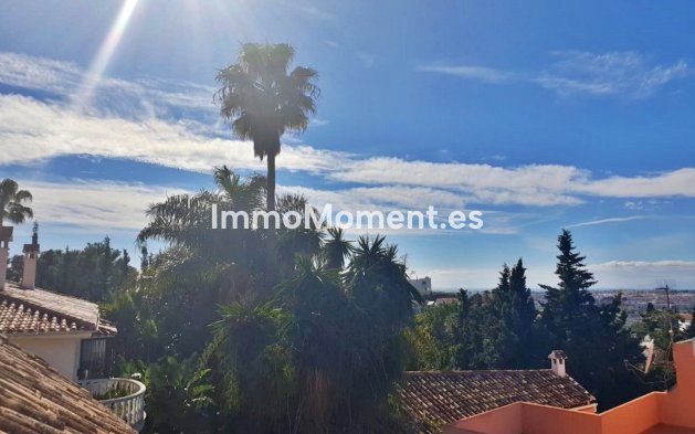 Resale - Villa - Marbella - Nueva Andalucía