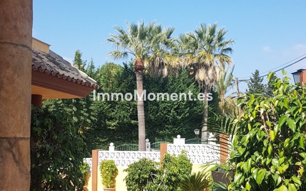 Resale - Villa - Marbella - Nueva Andalucía