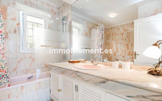 Bestaande woning - Villa - Marbella - Río Real