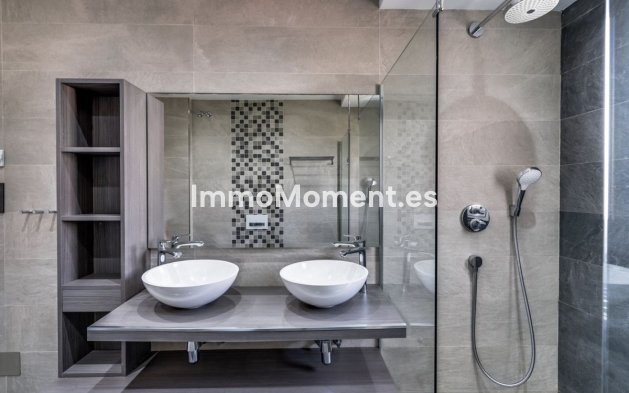 Wiederverkauf - Wohnung - Marbella - Puerto Banús