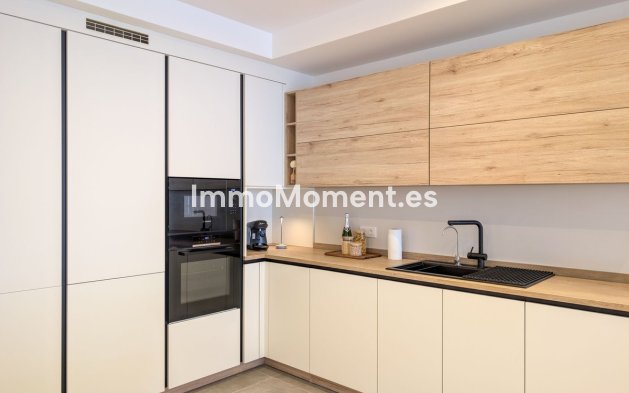 Resale - Apartment - Marbella - San Pedro de Alcántara