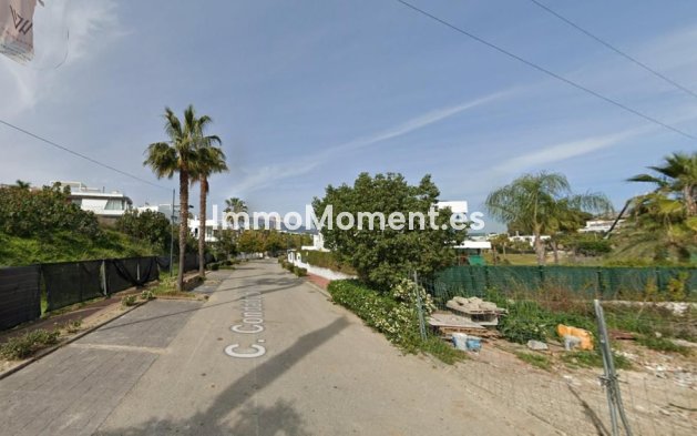 New Build - Land - El Paraiso - New Golden Mile