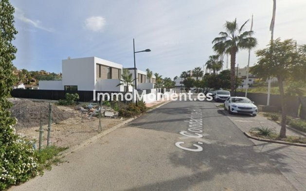 New Build - Land - El Paraiso - New Golden Mile