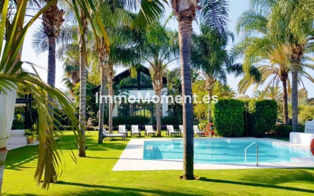 New Build - Land - El Paraiso - New Golden Mile