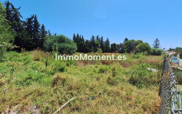 Bestaande woning - Grond - Estepona  - Atalaya