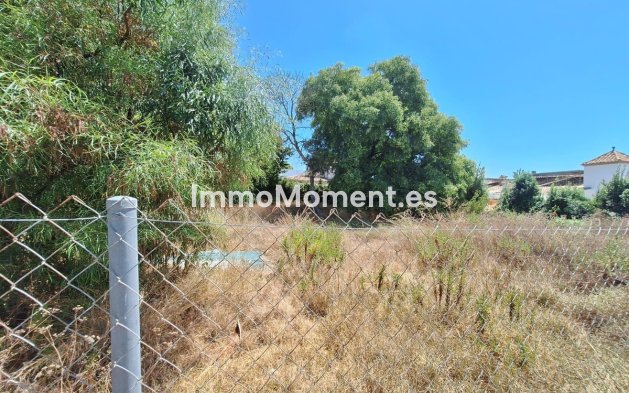 Bestaande woning - Grond - Estepona  - Atalaya