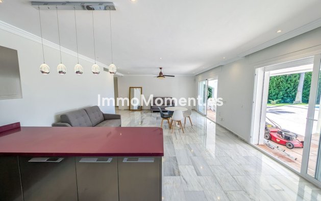 Wiederverkauf - Villa - Marbella - Nueva Andalucía