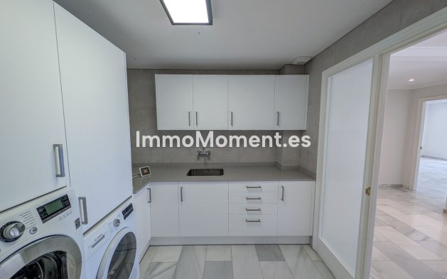 Wiederverkauf - Villa - Marbella - Nueva Andalucía