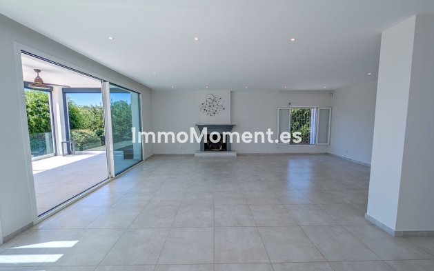 Wiederverkauf - Villa - Marbella - Nueva Andalucía