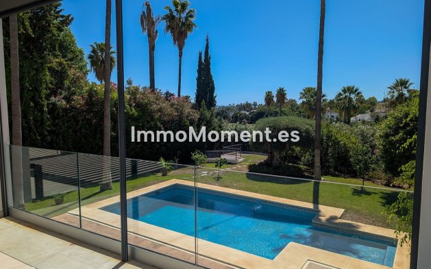 Wiederverkauf - Villa - Marbella - Nueva Andalucía