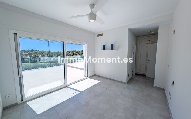 Wiederverkauf - Villa - Marbella - Nueva Andalucía