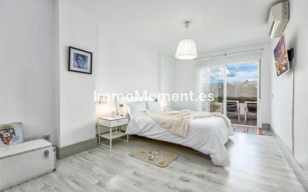 Revente - Appartement - Marbella - Nueva Andalucía