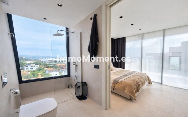 Wiederverkauf - Villa - Marbella - Nueva Andalucía