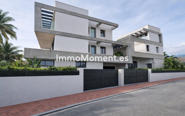 Wiederverkauf - Villa - Marbella - Nueva Andalucía