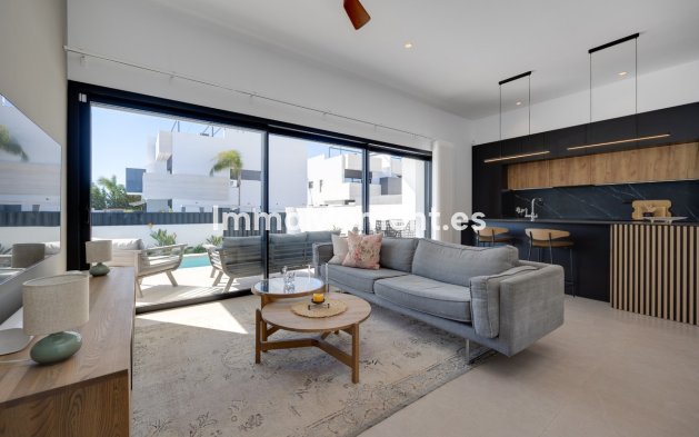 Wiederverkauf - Villa - Pilar de la Horadada - Pilar de la Horadada Centro