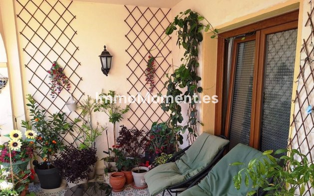 Resale - Apartment - Manilva - La Duquesa