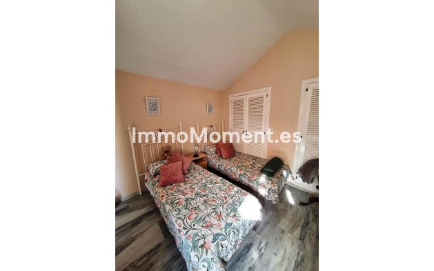 Resale - Apartment - Manilva - La Duquesa