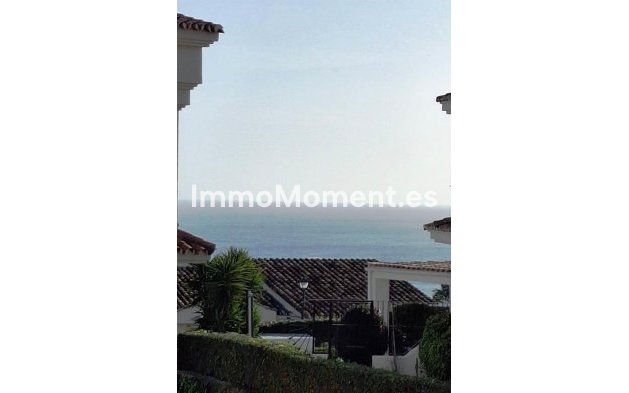 Resale - Apartment - Manilva - La Duquesa