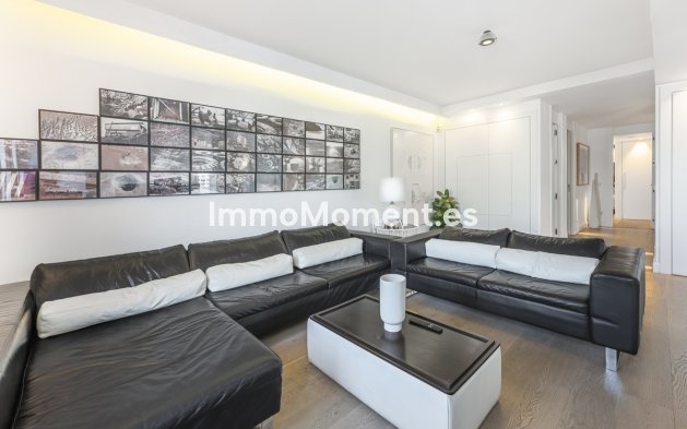 Wiederverkauf - Wohnung - Marbella - Puerto Banús