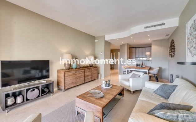 Resale - Apartment - Marbella - Elviria