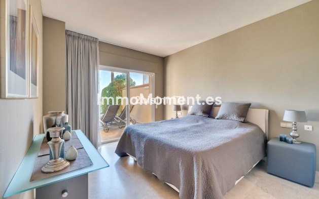 Resale - Apartment - Marbella - Elviria