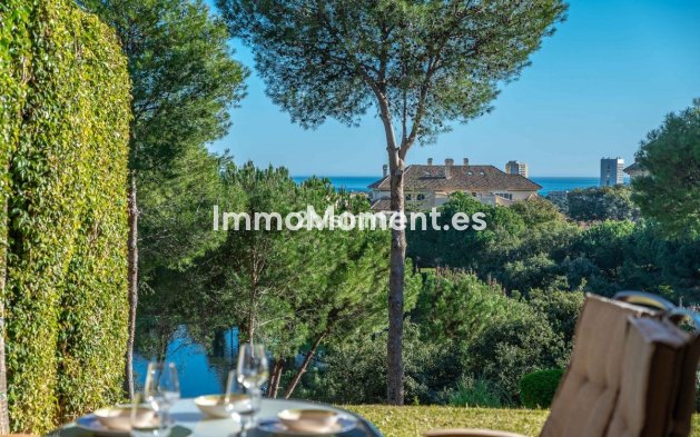 Resale - Apartment - Marbella - Elviria