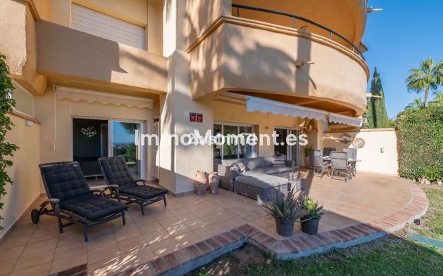 Resale - Apartment - Marbella - Elviria