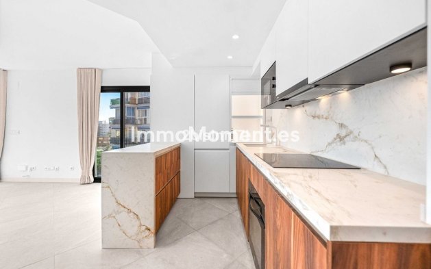 Wiederverkauf - Wohnung - Fuengirola - Fuengirola Centro