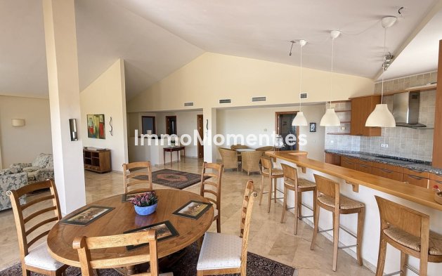 Wiederverkauf - Villa - Fuengirola - Higueron