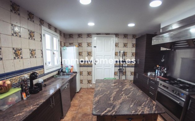 Resale - Villa - Lorca - Lorca Centro