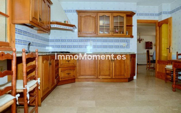 Resale - Villa - Lorca - Lorca Centro