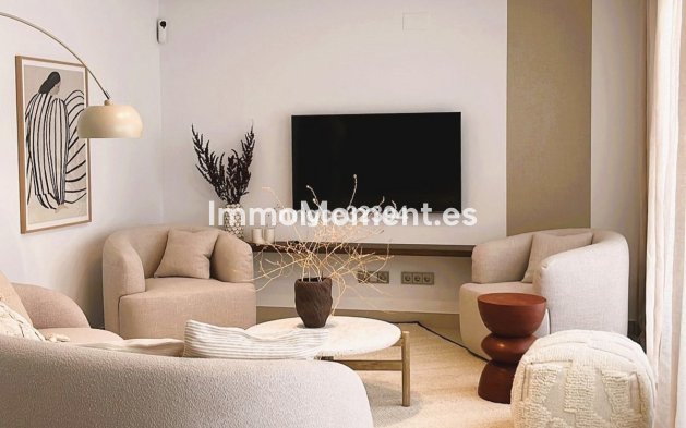 Resale - Apartment - Benahavís - Benahavís Centro