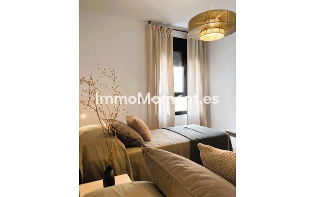 Resale - Apartment - Benahavís - Benahavís Centro