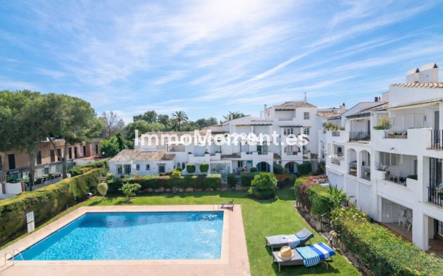 Resale - Apartment - El Paraiso - New Golden Mile