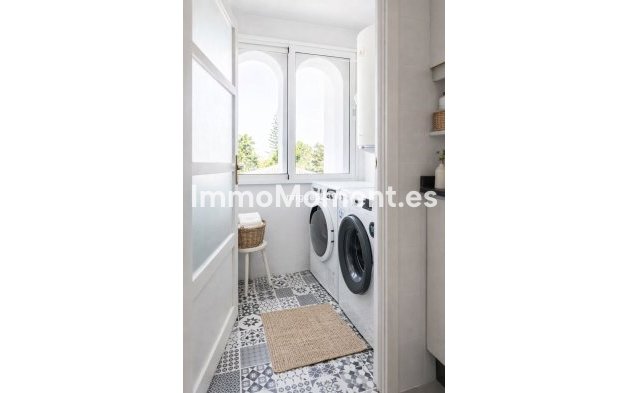 Resale - Apartment - El Paraiso - New Golden Mile