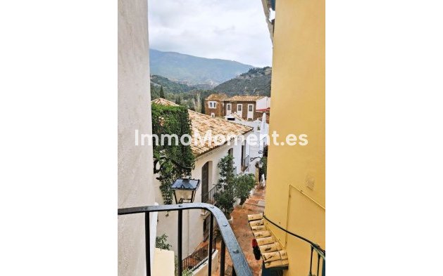 Resale - Villa - Benahavís - Benahavís Centro