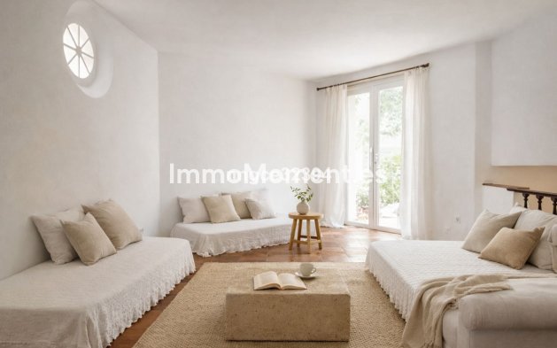 Resale - Villa - Benahavís - Benahavís Centro