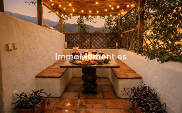 Resale - Villa - Benahavís - Benahavís Centro