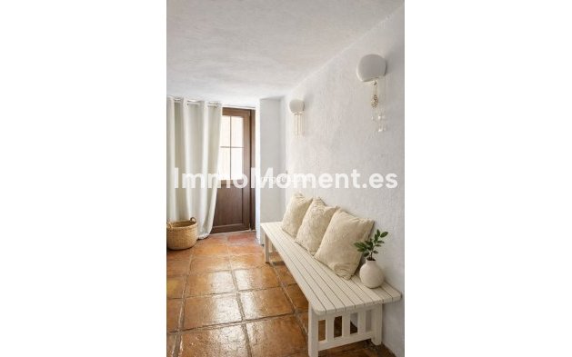 Resale - Villa - Benahavís - Benahavís Centro