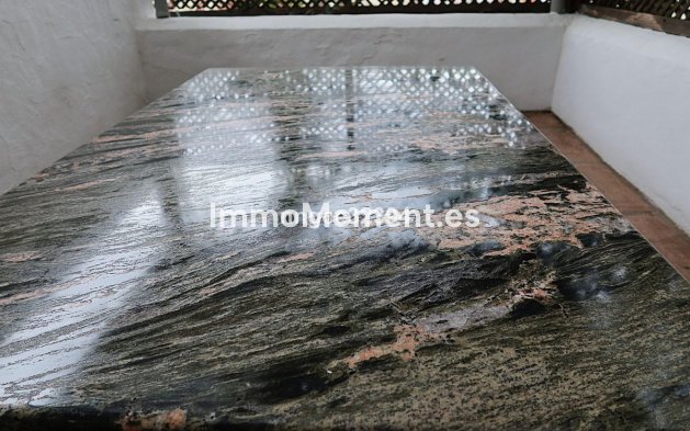 Resale - Villa - Benahavís - Benahavís Centro