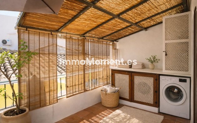 Resale - Villa - Benahavís - Benahavís Centro